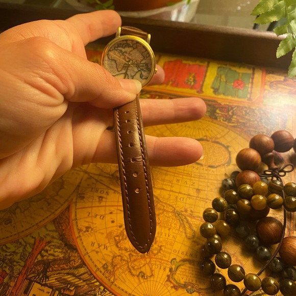 World map wrist watch - Picture 4 of 6